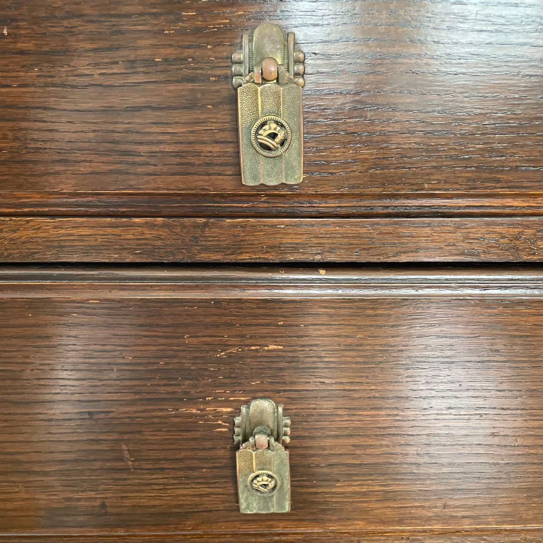 ペニーワイズ購入品　アンティーク　猫脚チェスト