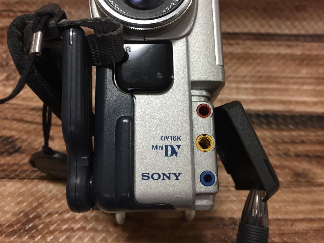 撮影再生ダビングOK　SONY　DCR-PC5　付属品あり