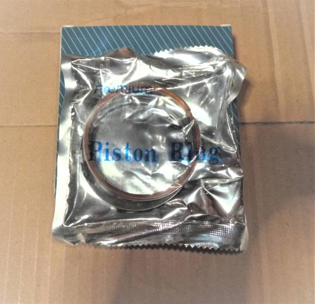 新品未開封　LJ50 ピストンリング　STD エンジン１台分　6本組 STD