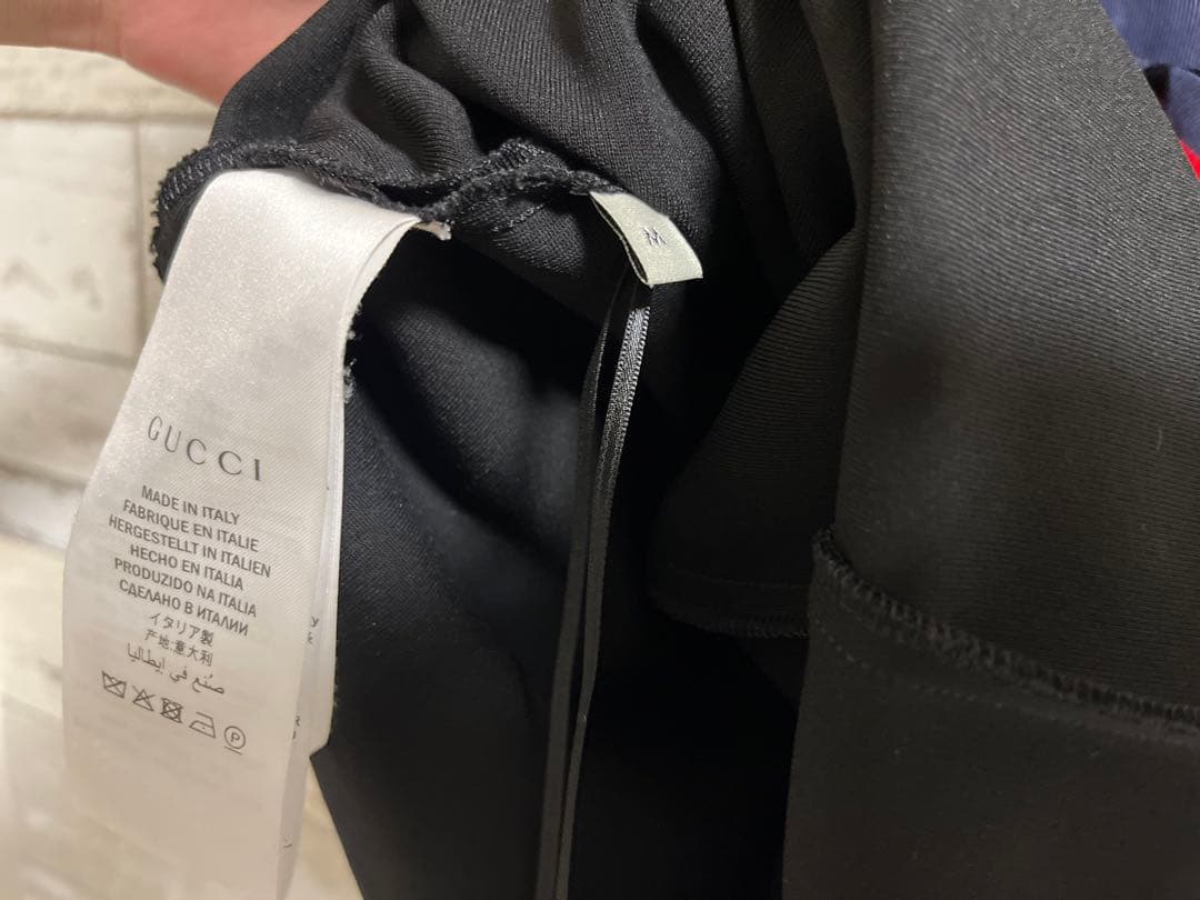 美品☆GUCCI　2019　膝丈ワンピース　シェリーライン　黒　赤　リボン　M