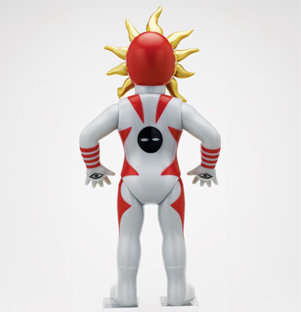 【最安値】超復刻版タローマンソフビ人形