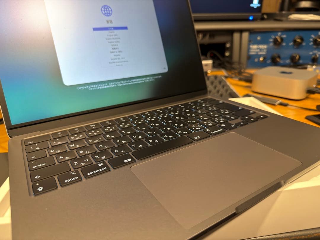 MacBook本体 Apple MacBook Air M2 16GB, 512GB