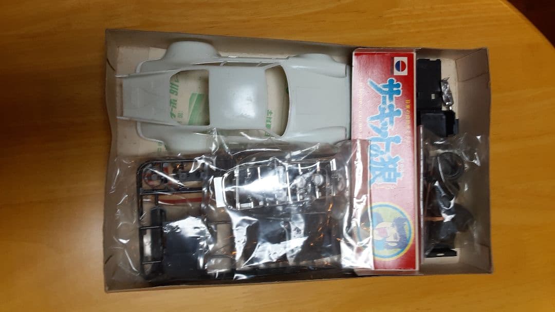 日東 1/24 サーキットの狼 ポルシェターボ プラモデル