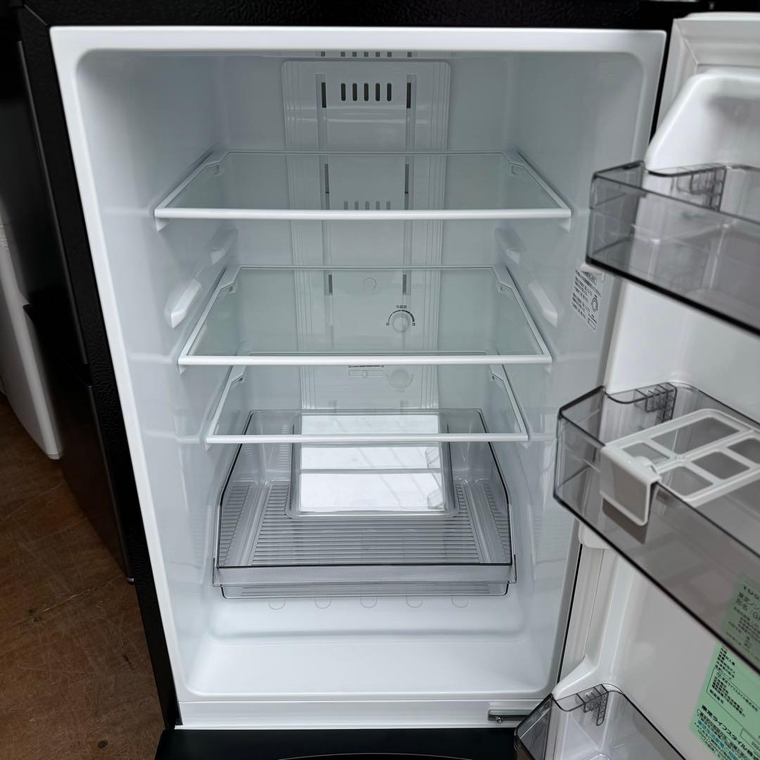 C1107★2024年製★未使用に近い★東芝　冷蔵庫ブラック黒　一人暮らし洗濯機