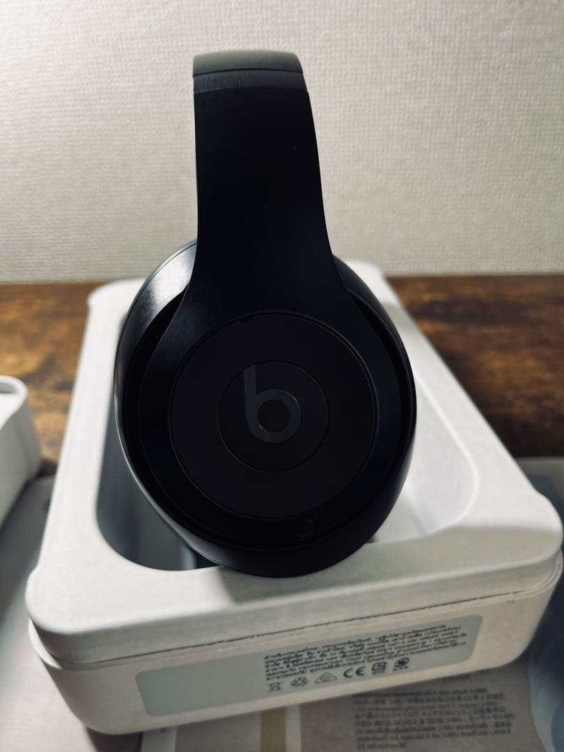 Beats Studio Pro ノイズキャンセリングヘッドフォン
