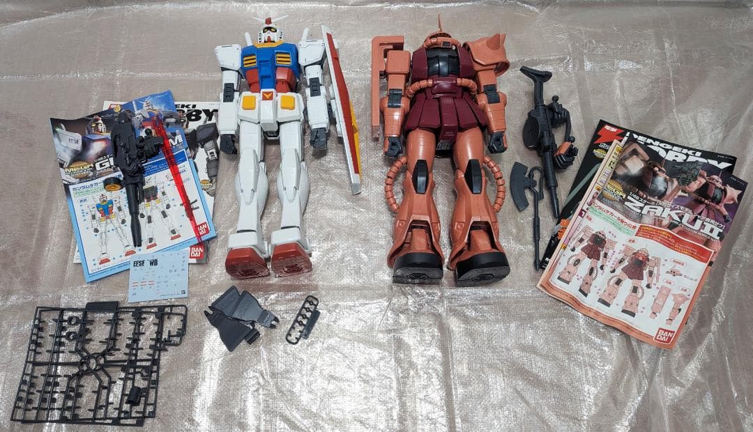 MEGA 1/48 MS-06F・MS-06S組立済 ・RX-78-2組立済