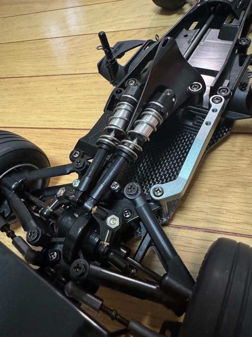 タミヤ F1シャーシ F201 希少ミシュランタイヤ付き