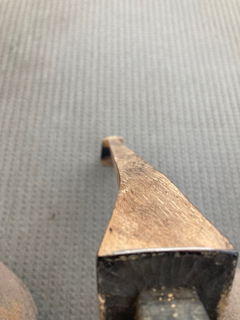 沖縄 三線 小振り 真壁 八重山黒木 竿 365g