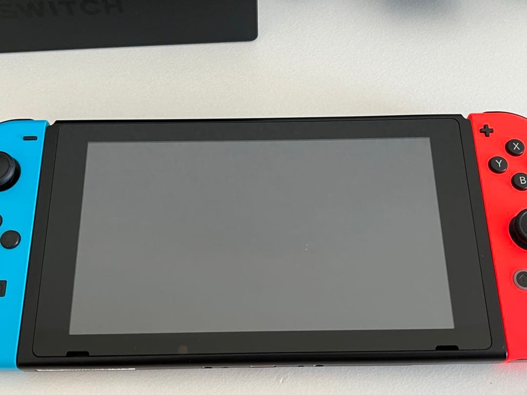 Nintendo Switch 青/赤 本体　箱あり美品 充電器、専用ケース付