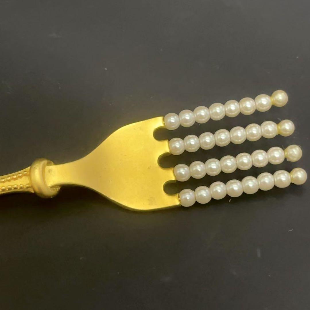 E*n様 希少！KARL LAGERFELD カールラガーフェルド ブローチ 4