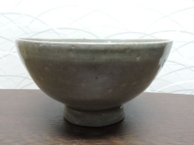 高麗青磁茶碗　M１３１９