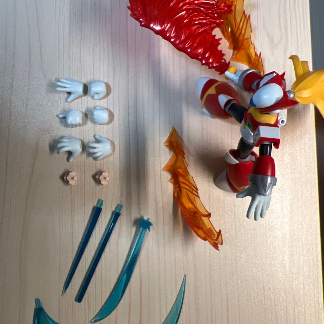 【組立済】コトブキヤ ロックマンX ゼロ プラモデル フィギュア　壽屋　龍炎刃