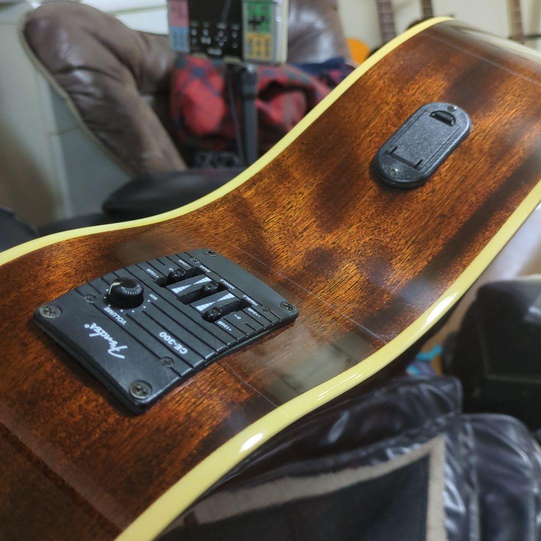 Fender.sonoran.SC. トップ単板、エレアコ ジャンク…