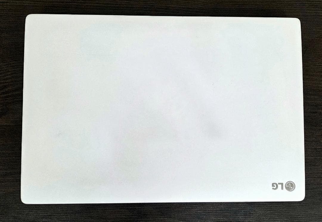 LG Ultra AMD Ryzen™7 5700U / 16G / 1TB