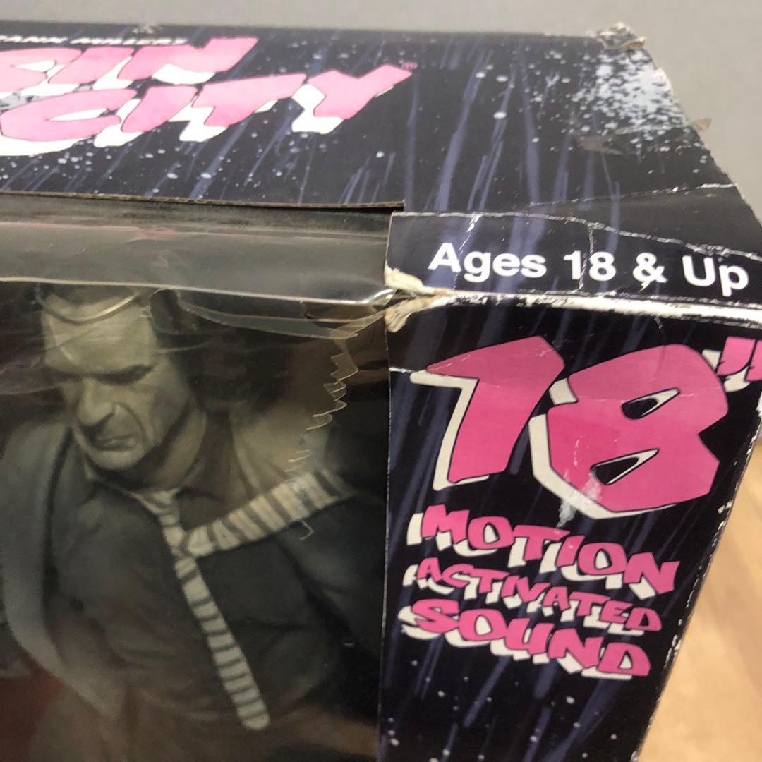 NECA シンシティ　ハーティガン　18インチサイズ フィギュア 未使用