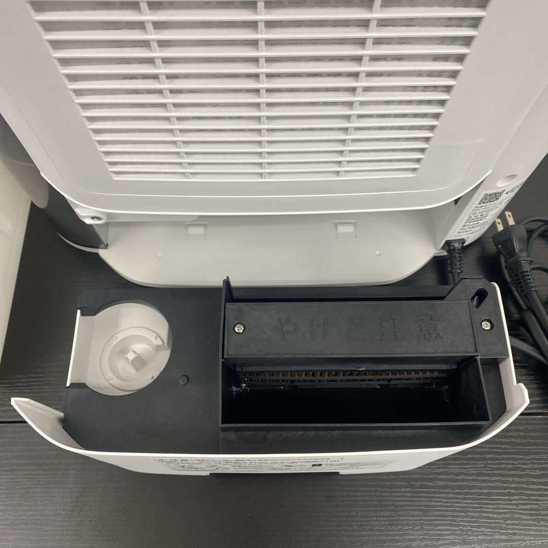 送料込み＊ シャープ 加湿セラミックファンヒーター 2022年製＊1120-2