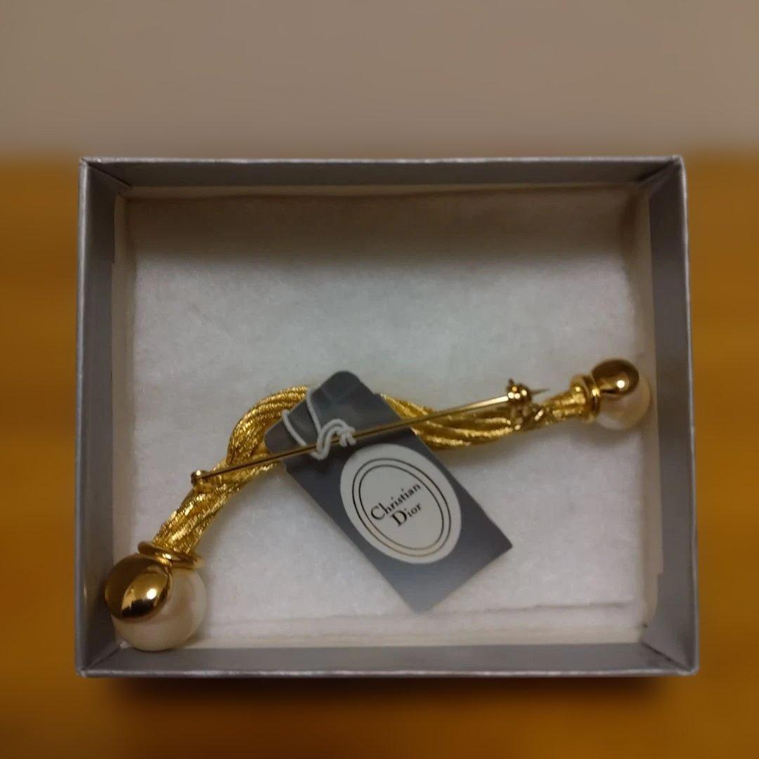 【未使用 】クリスチャンディオール Christian Dior ブローチ箱付き