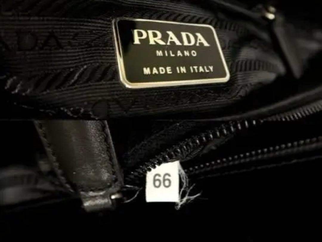 ♥*】様 超美品　PRADA プラダ　三角ロゴ　ウール カーフ レザー 本革　ハ