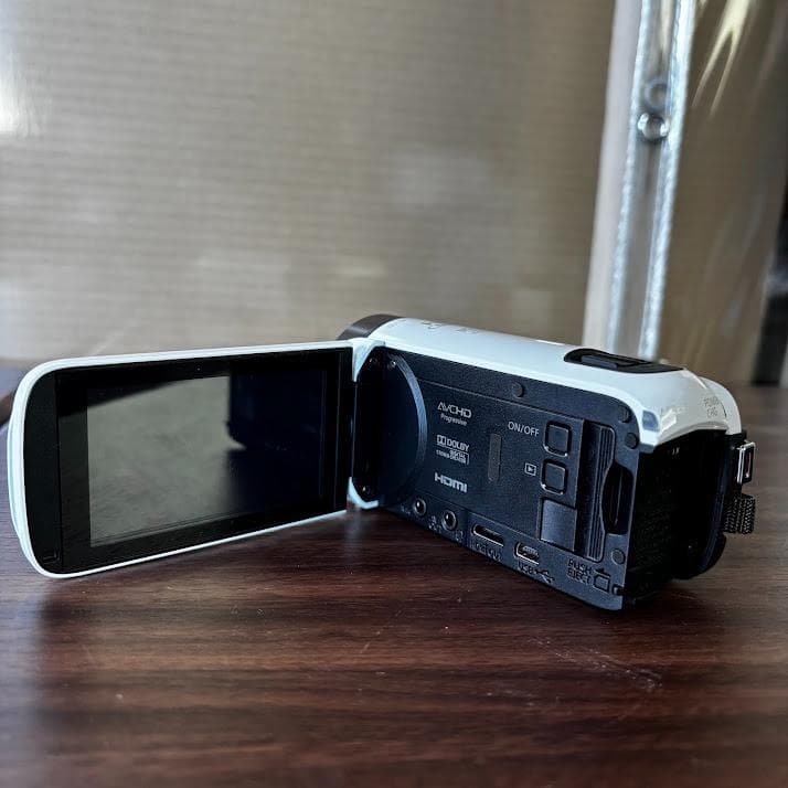 Canon iVIS HF R700 2016年製 付属品多数 予備バッテリー付