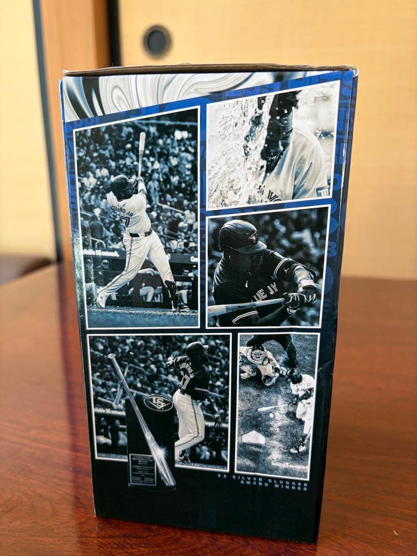 ブルージェイズ ゲレーロJr. シルバー・スラッガー ボブルヘッド