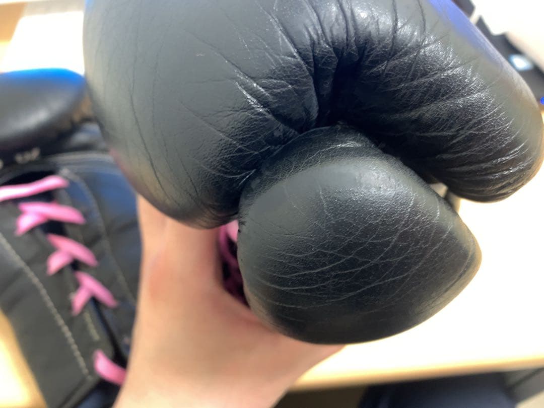 カナディス　Winning ボクシンググローブ 8oz 黒