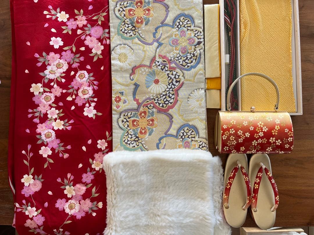 【12/30〜1/5限定価格！】13点セット　振袖フルセット　赤　桜柄