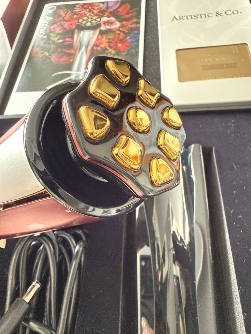 【美品】ドクターアリーヴォ　ゼウスIIアテナローズ 国内正規品 美顔器