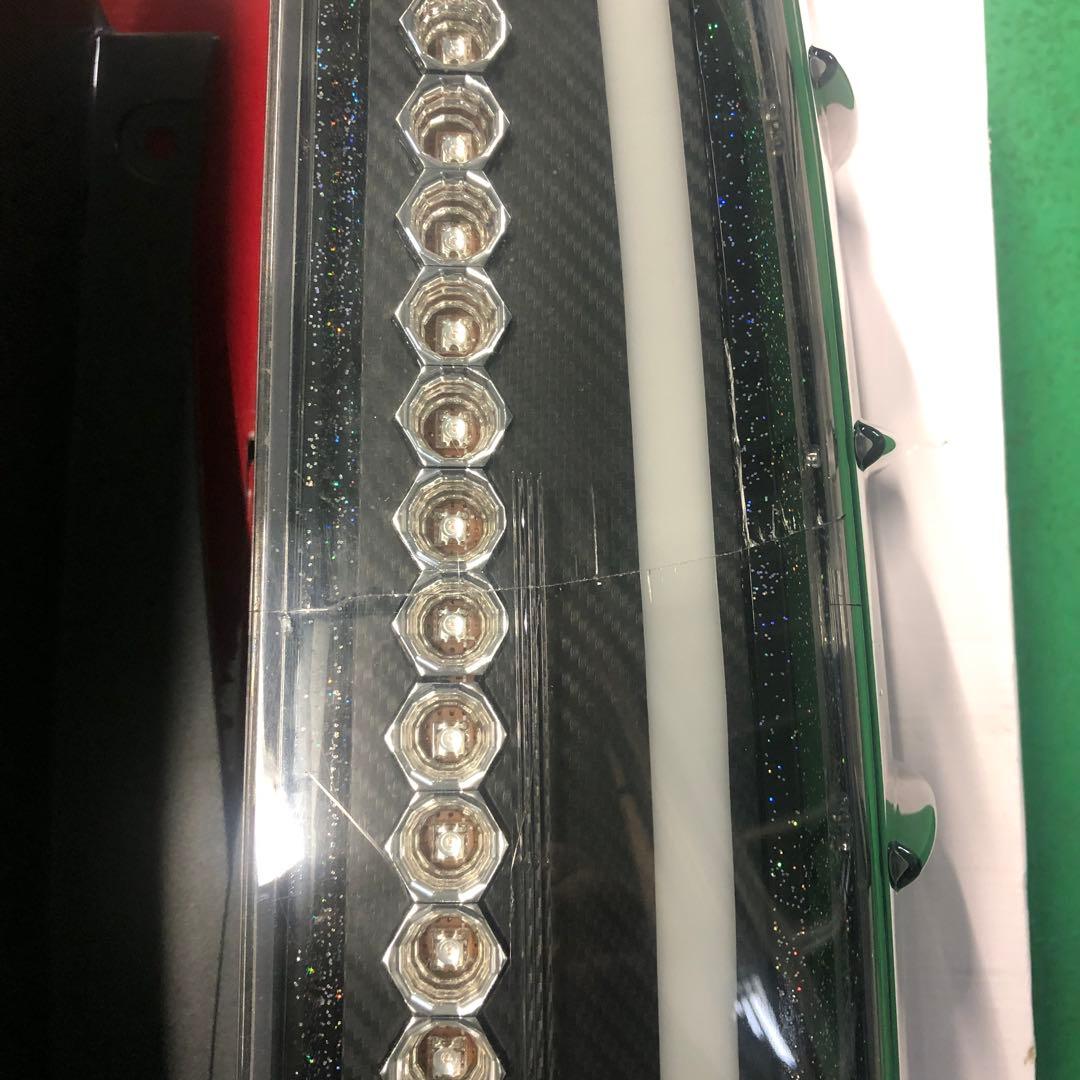 ノア NOAH VOXY ヴォクシー エスクァイア 80 テールランプ