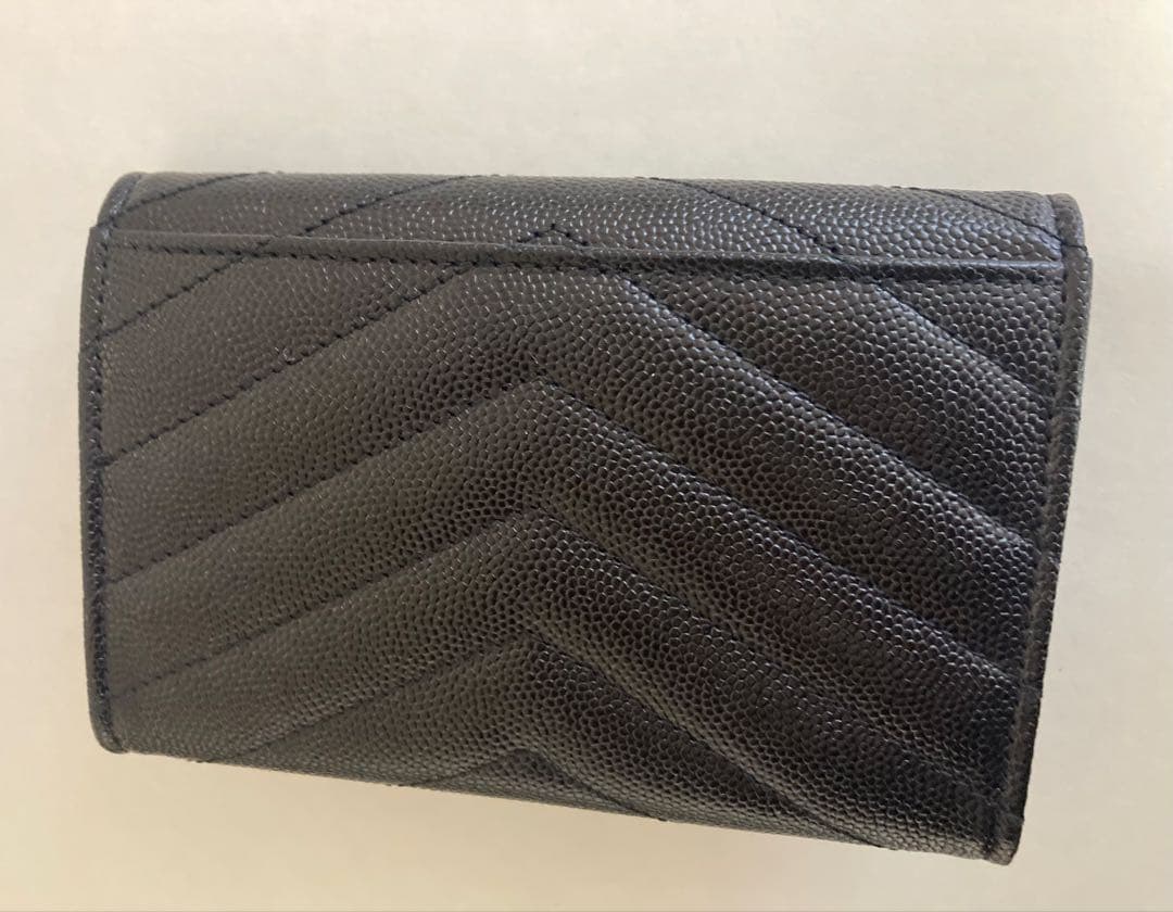 さちょり ページ　SAINT LAUREN ケース