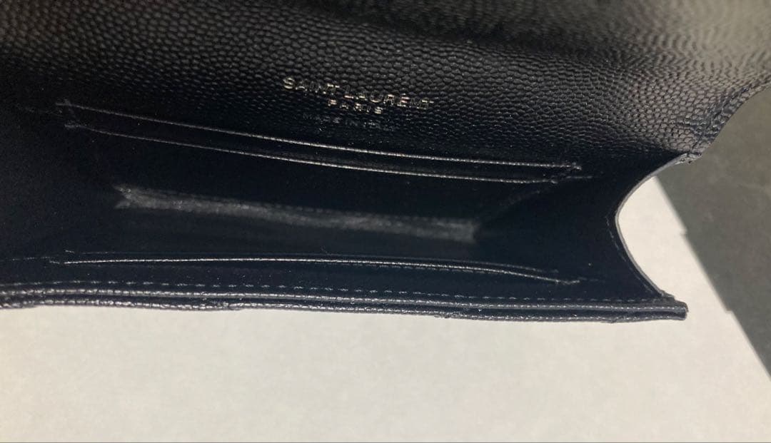 さちょり ページ　SAINT LAUREN ケース