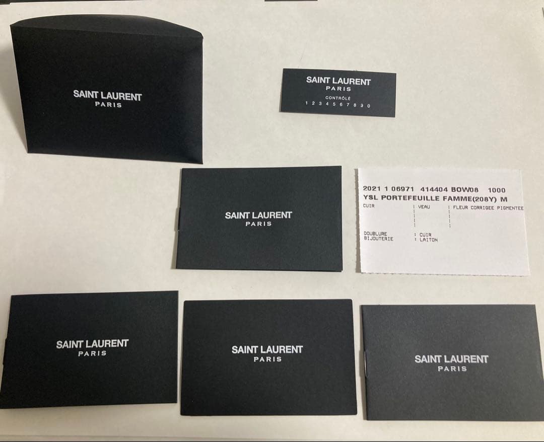 さちょり ページ　SAINT LAUREN ケース