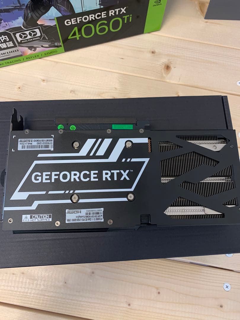 GALAKURO GeForce RTX 4060 Ti 本体