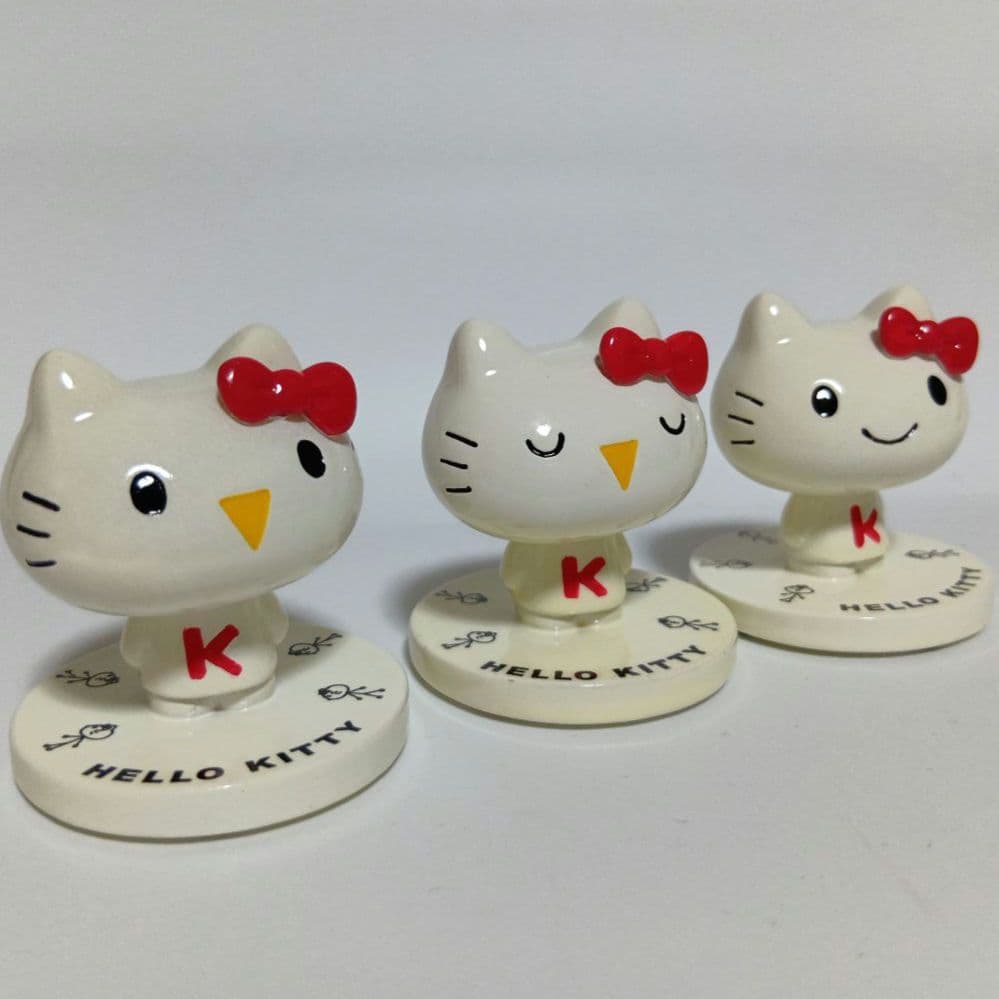 2007年　ハローキティ　マグネット　メモスタンド　３種類　サンリオ