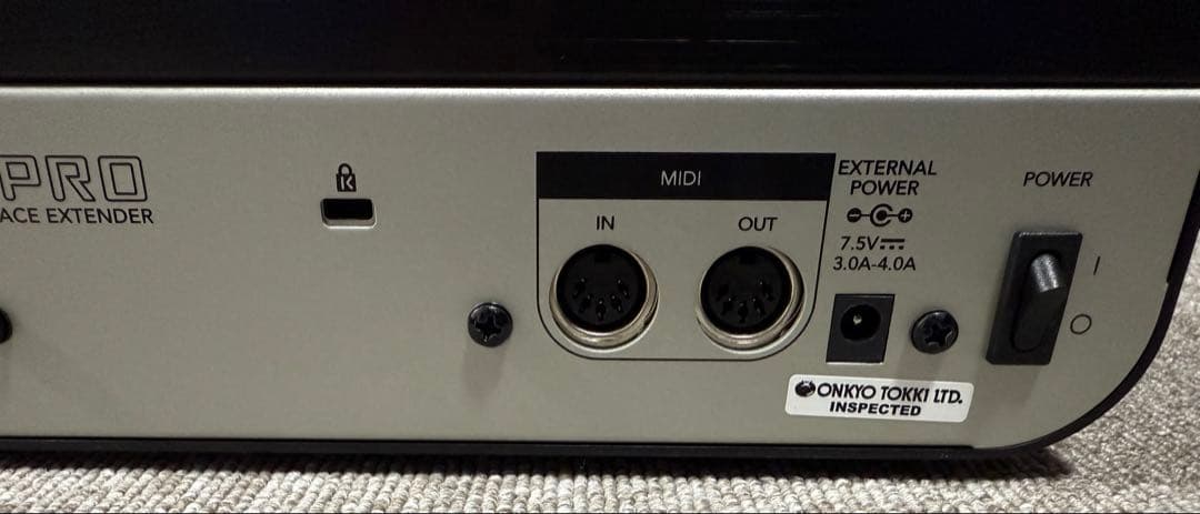 MACKIE MCU XT Pro DAWコントロールサーフェス