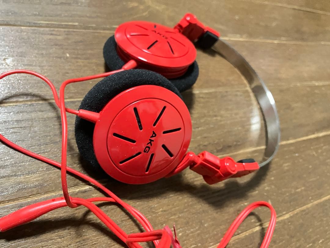 早い者勝ち 未開封 未使用 AKG K402 おまけ 美品 (赤)ヘッドホン
