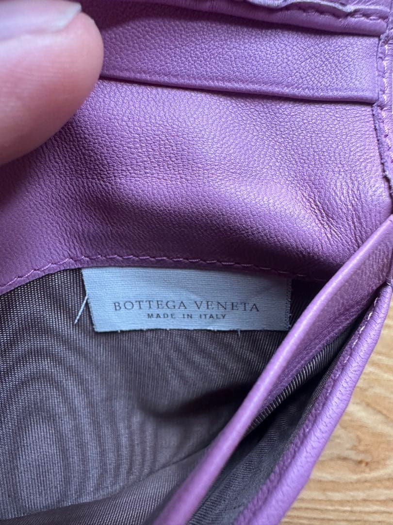 ボッテガヴェネタ　二つ折り財布　レザー