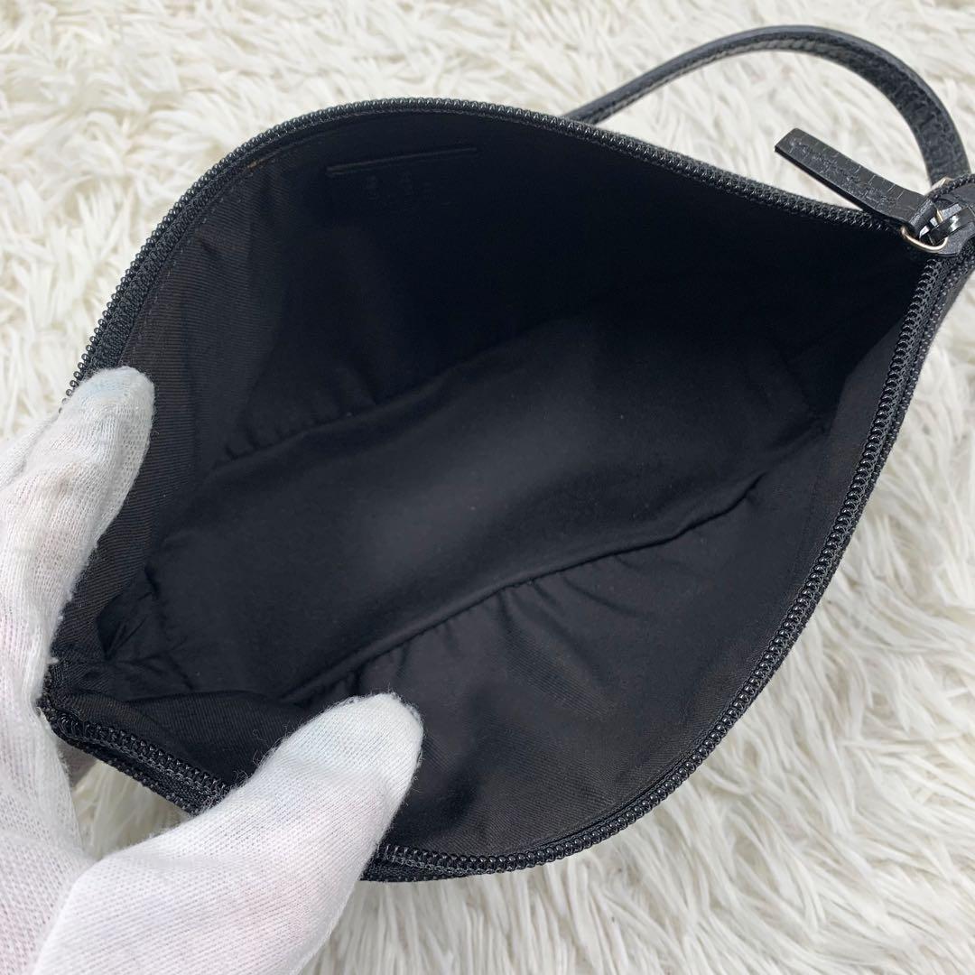 【✨極美品✨】 グッチ アクセサリーポーチ GGキャンバス ブラック