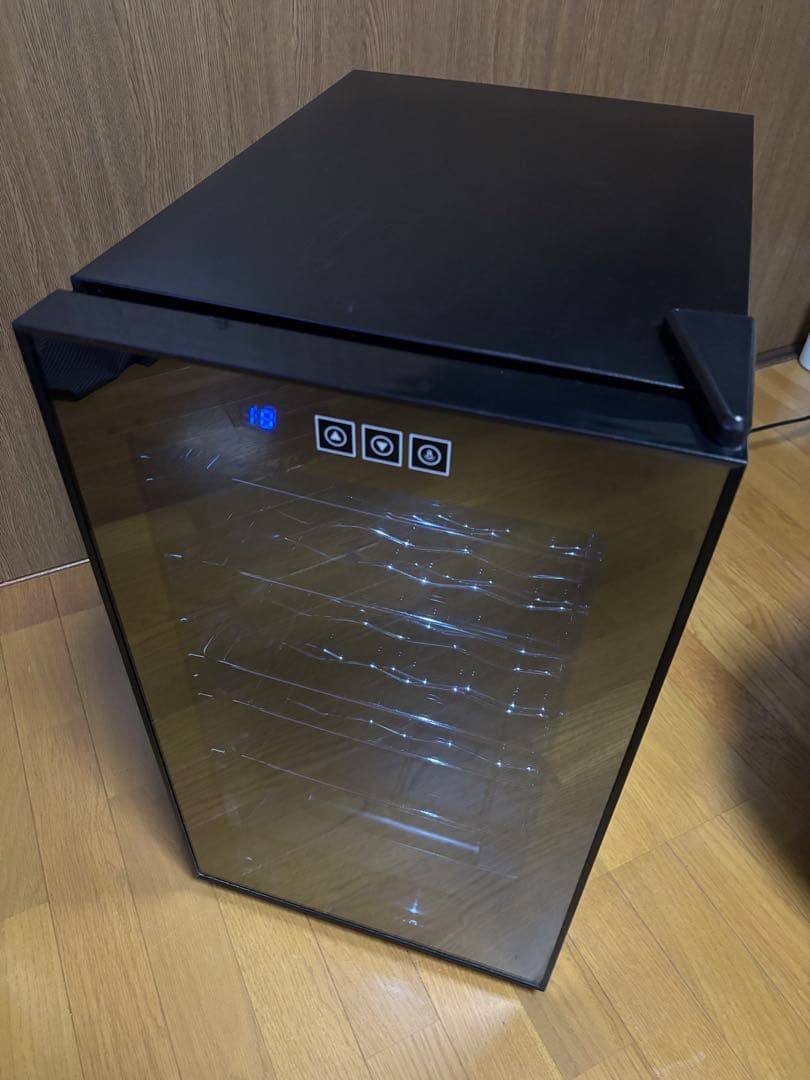 ワインセラー　コンポジット製