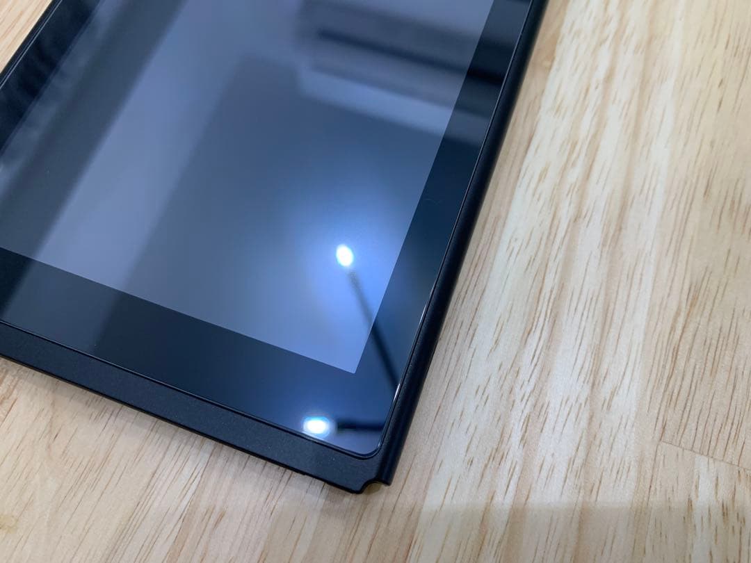 【美品】Switch 2023年製 本体のみ(おまけ付き)