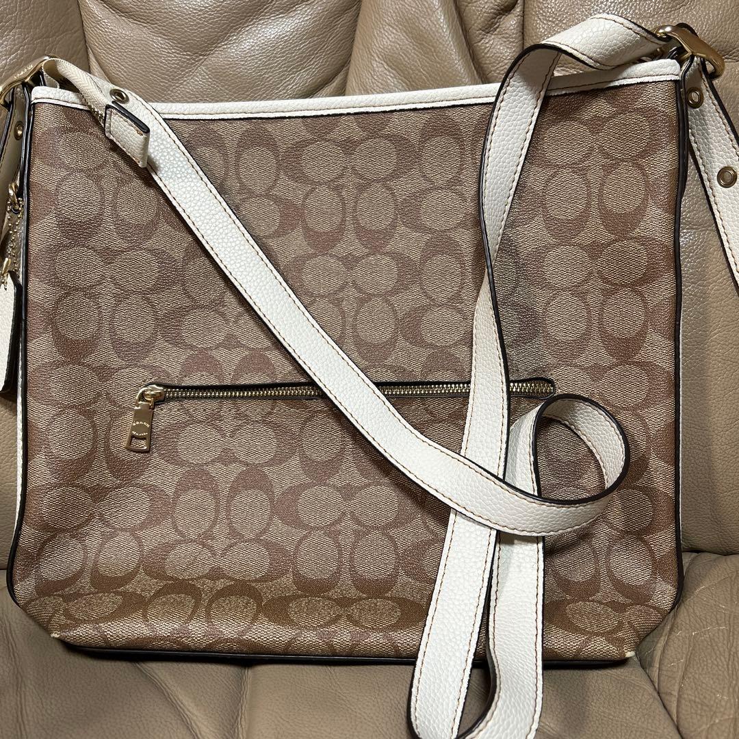 COACH スヌーピー ショルダーバッグ 2021年コラボ