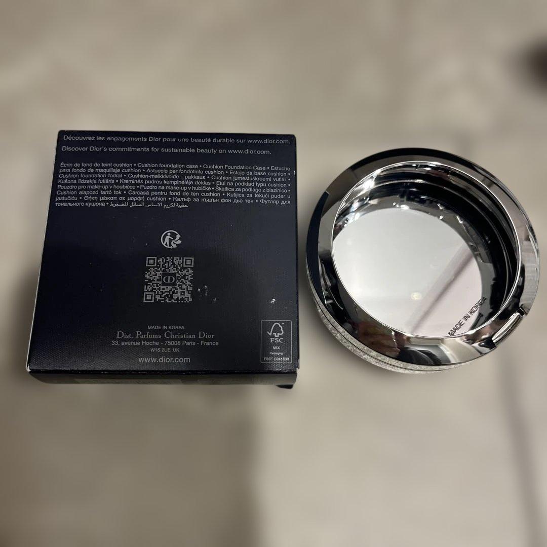 Dior Forever Hydra Glow リフィルとケースセット　値下げ