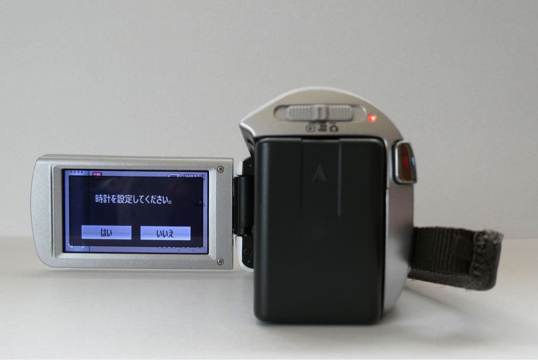 Panasonic HC-V300M 高解像度（HD）カメラ本体とバッテリー含む