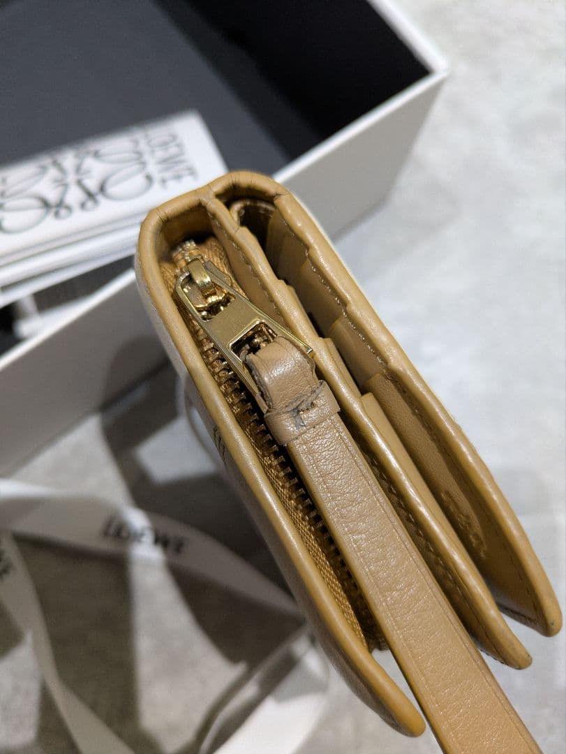 LOEWE ロエベ　パズル　コンパクトジップウォレット