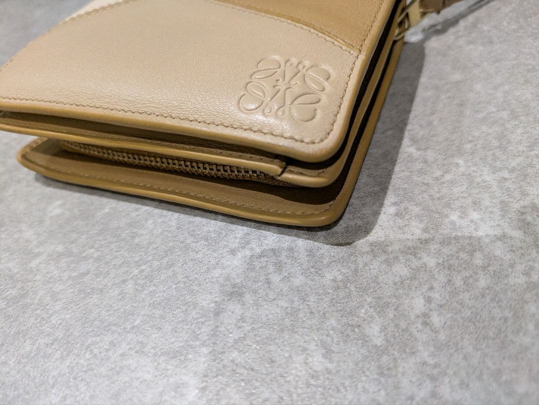 LOEWE ロエベ　パズル　コンパクトジップウォレット