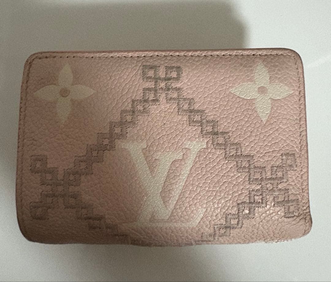 ルイヴィトン モノグラム アンプラント 2つ折り 折りたたみ財布 コンパクト