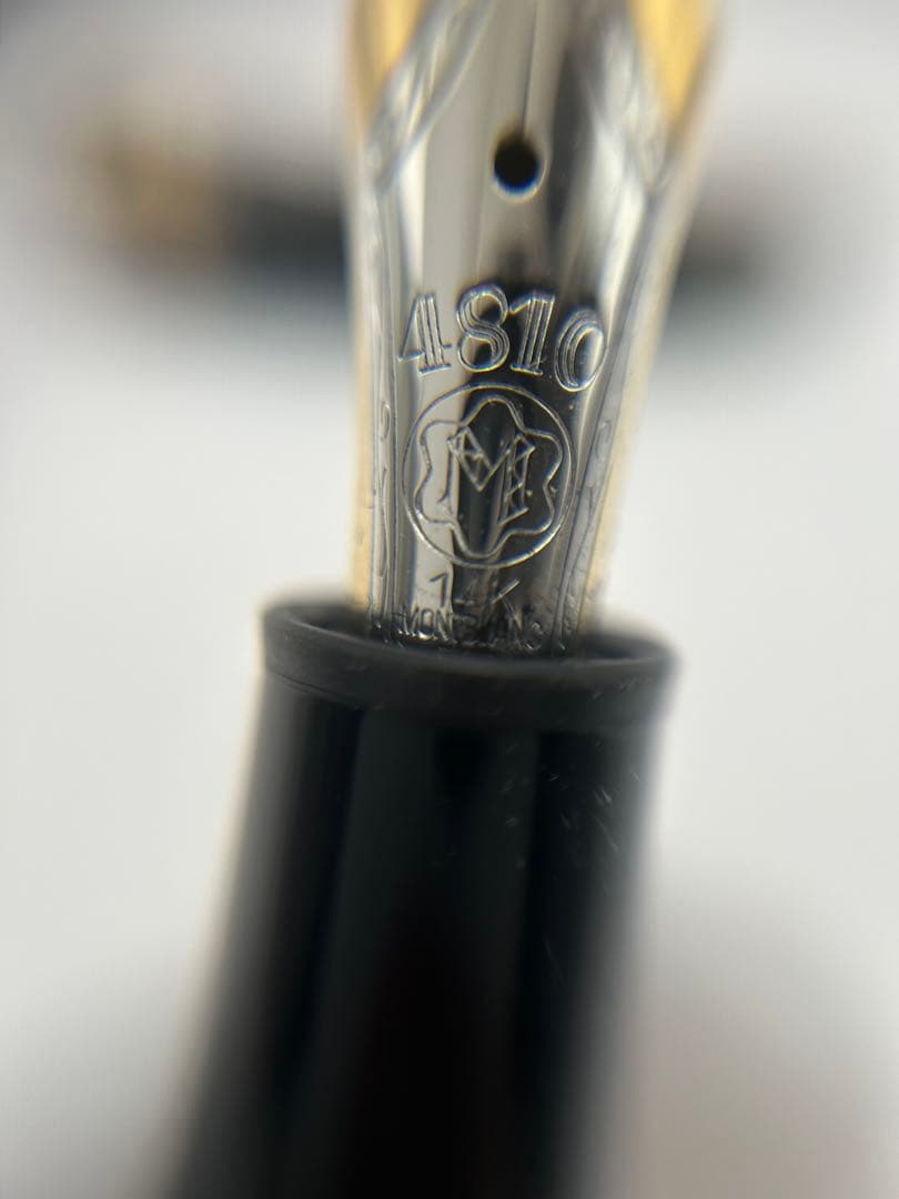 モンブラン 万年筆　MEISTERSTUCK