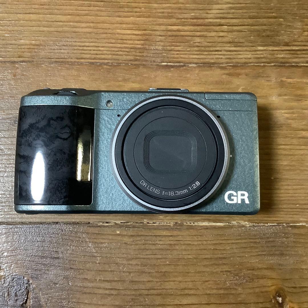 ゆ*ち様 RICOH GR Limited Edition 付属品多数あり！
