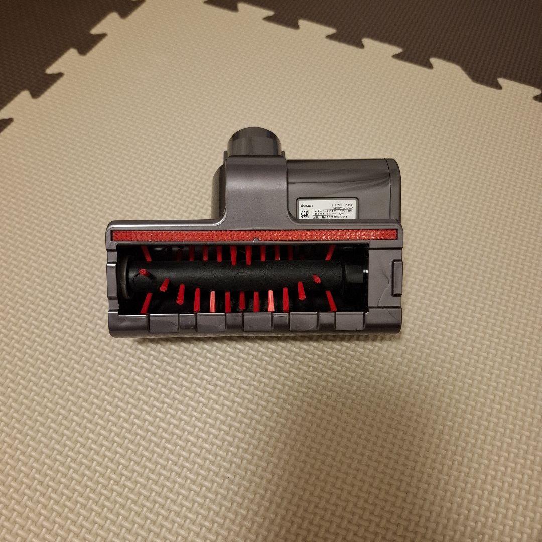 dyson v8 slim fluffy+ 本体とアタッチメント