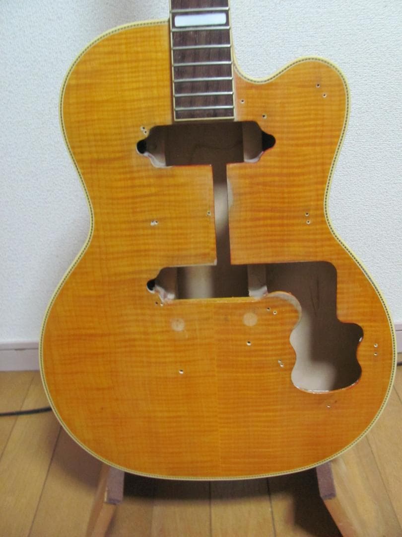 Kay Model K161ボディ＆2ピックガード ケイ ビザールギター