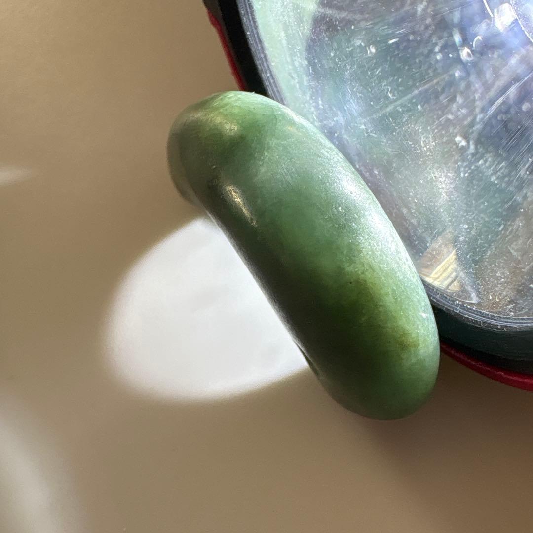 ヒスイ　勾玉二つ